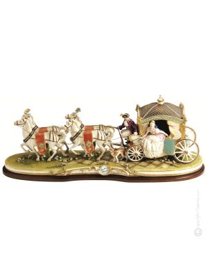 THE COACH Statuette statue figure porcelain Capodimonte handmade made in Italy exclusive
