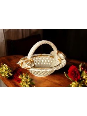 Prestigious ceramic centerpiece, with roses and golden details, handmade.