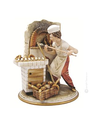 BREAMAKER Statuette Statue Figure Porcelain Capodimonte Handmade Made in Italy Exclusive