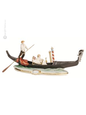 GONDOLA WITH LADY Statuette statue figure porcelain Capodimonte handmade Made in Italy exclusive