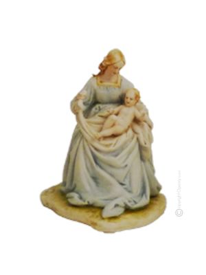 VIRGIN MARY WITH HOLY CHILD Statuette statue figure porcelain Capodimonte handmade made in Italy exclusive