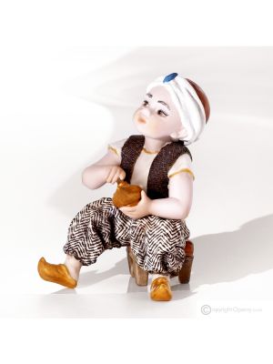 ALADDIN Capodimonte, romantic fairytale statuette: timeless art porcelain.