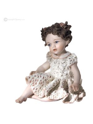 CHICCA - Capodimonte statuette, pure Italian art in fine porcelain.