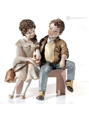 MEET - Capodimonte statuette, refined art in exclusive and unique porcelain.