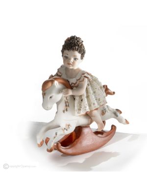 MILLY - Miniature masterpiece, Capodimonte doll with attention to detail.