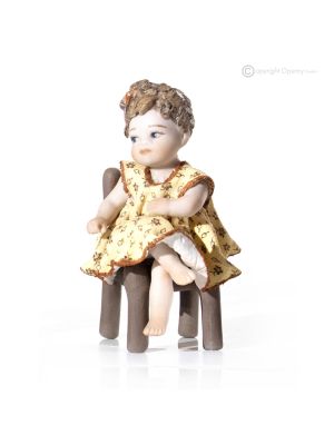 NELLY - Authentic Capodimonte doll, perfect for decorating with style.