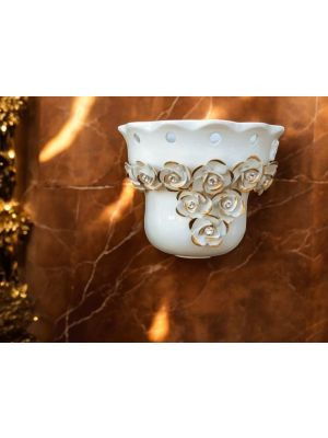 Wall lamp. Quality ceramic, decorated with roses, Swarovski crystals and gold details.