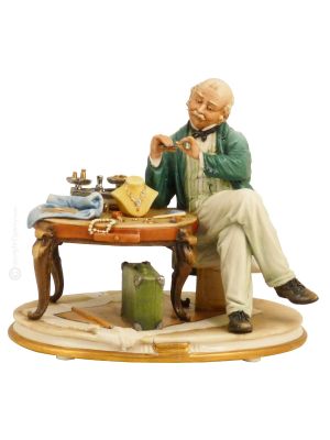 JEWELLER Statuette Statue Figure Porcelain Capodimonte Handmade Made in Italy Exclusive