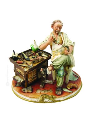 SHOEMENDER Statuette Statue Figure Porcelain Capodimonte Handmade Made in Italy Exclusive